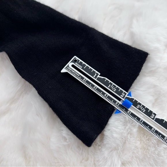 Kensie Lightweight Cropped Cardigan - Picture 8 of 10